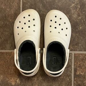 Crocs Classic Kids Lined Clogs - White & Gray - J3 - EUC